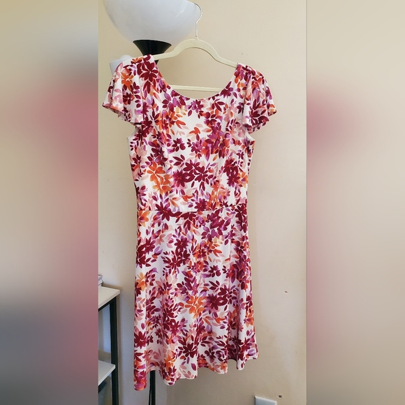 Floral summer dress London Times - Picture 1 of 4